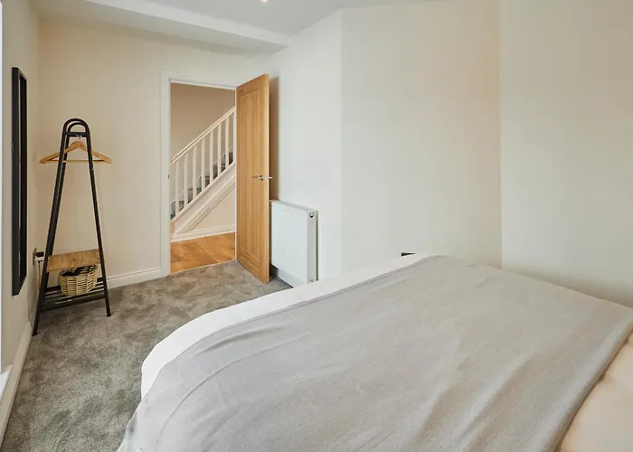 펜션 Host & - 3 The Mount 휫비